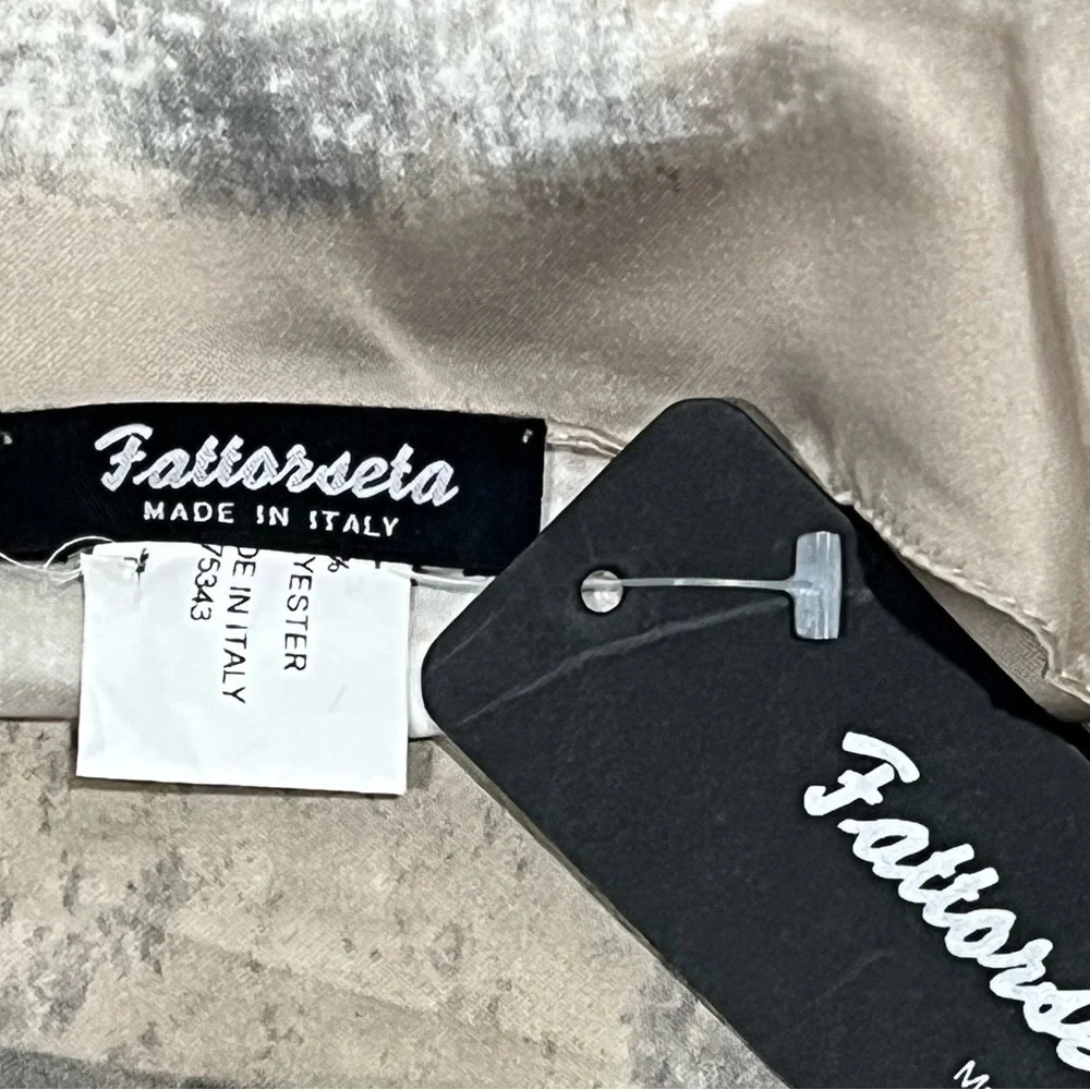 Elegant Black and Gray Scarf by FATTORSETA, MADE IN ITALY SIZE 34 X 34”